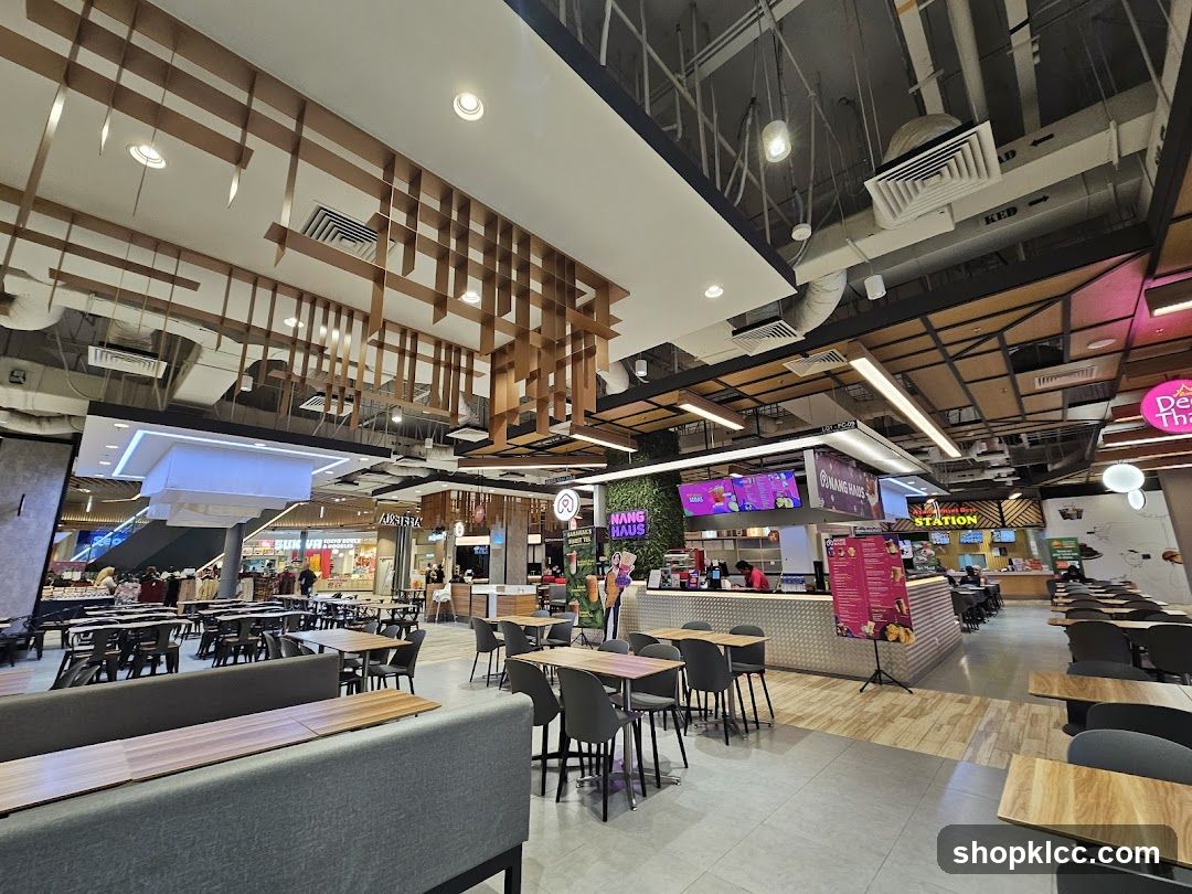 Food Court