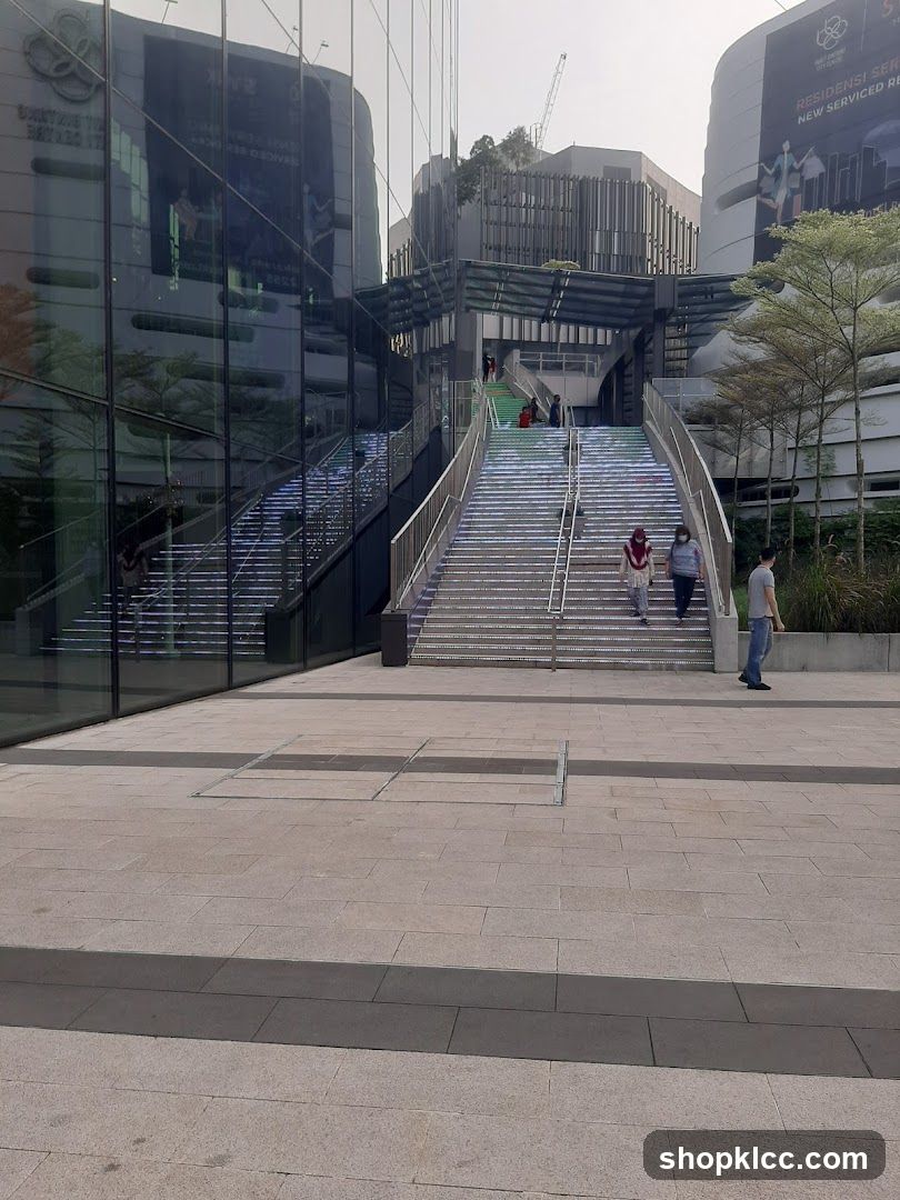 Modern Outdoor Staircase