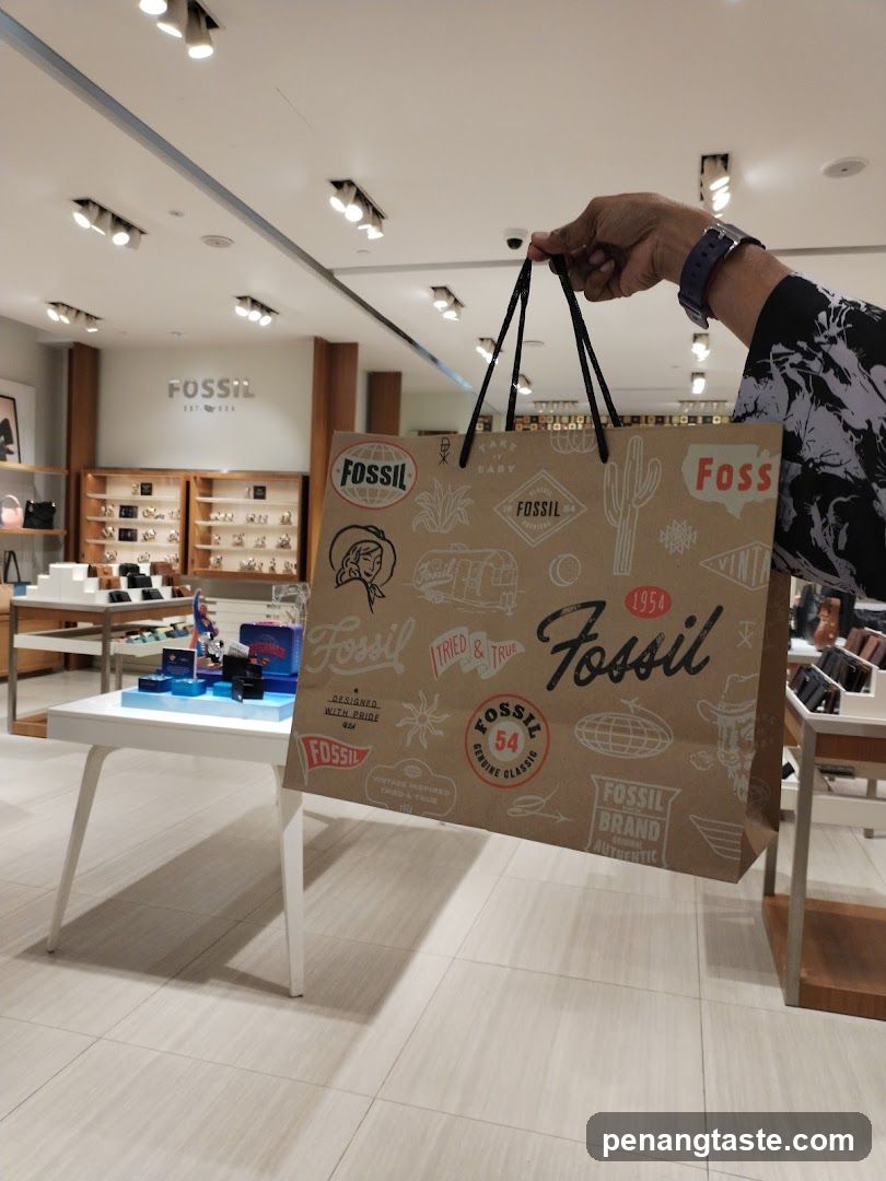 Fossil Shopping Bag