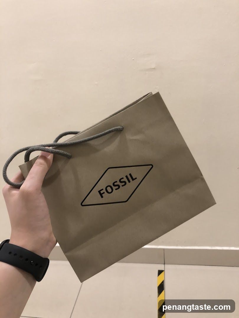 Fossil Shopping Bag