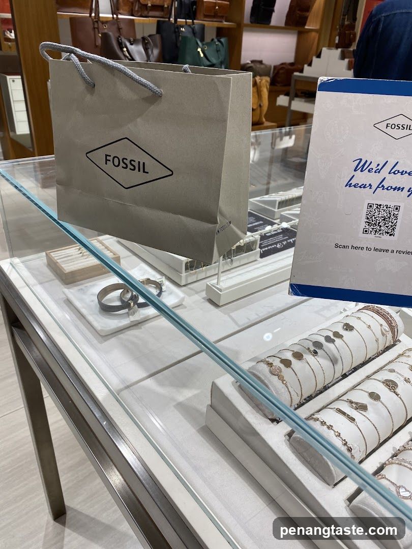 Fossil Store Display