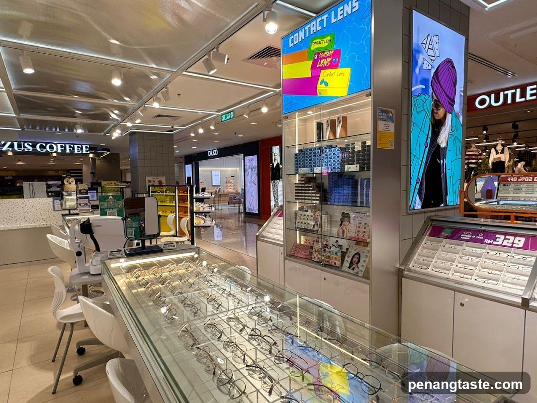 Eyewear Store Display