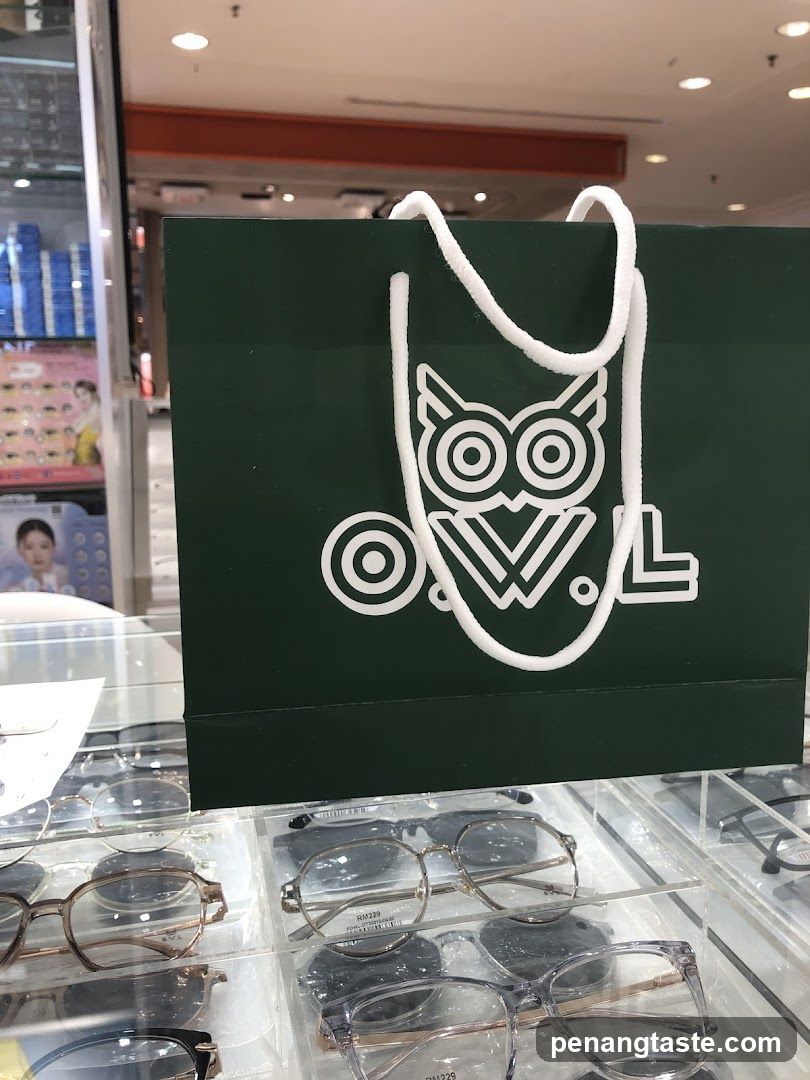 Eyeglasses Display with Branded Bag
