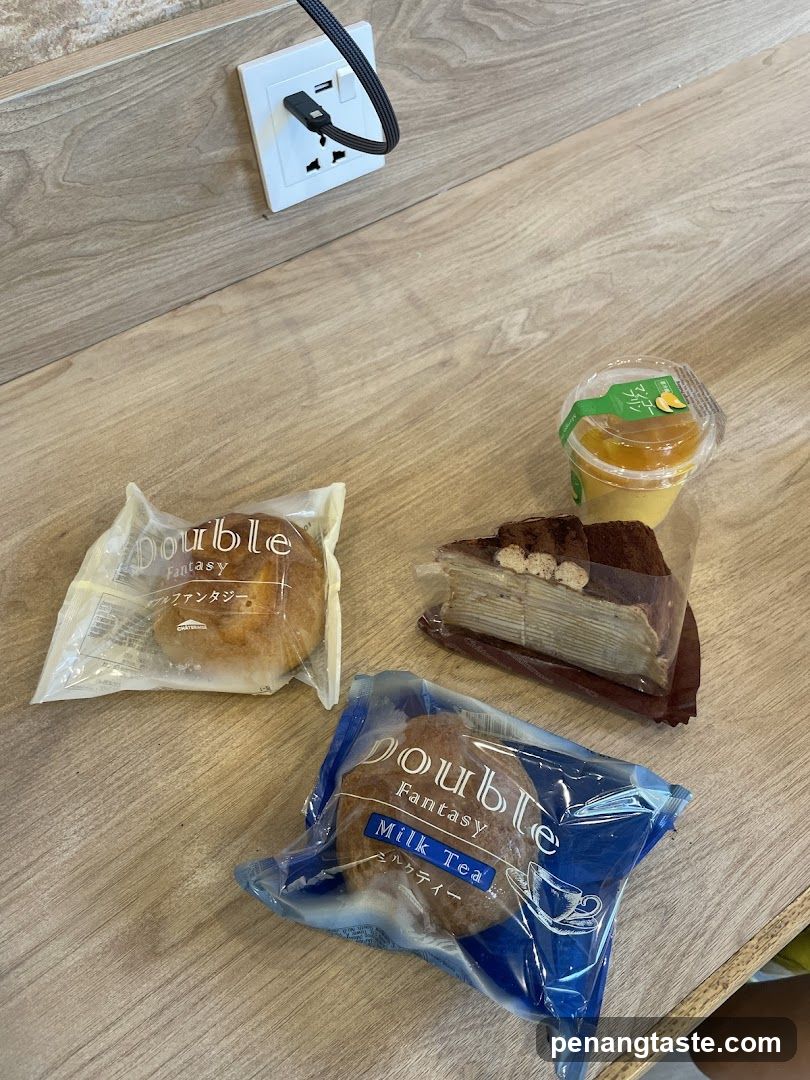 Desserts and a drink