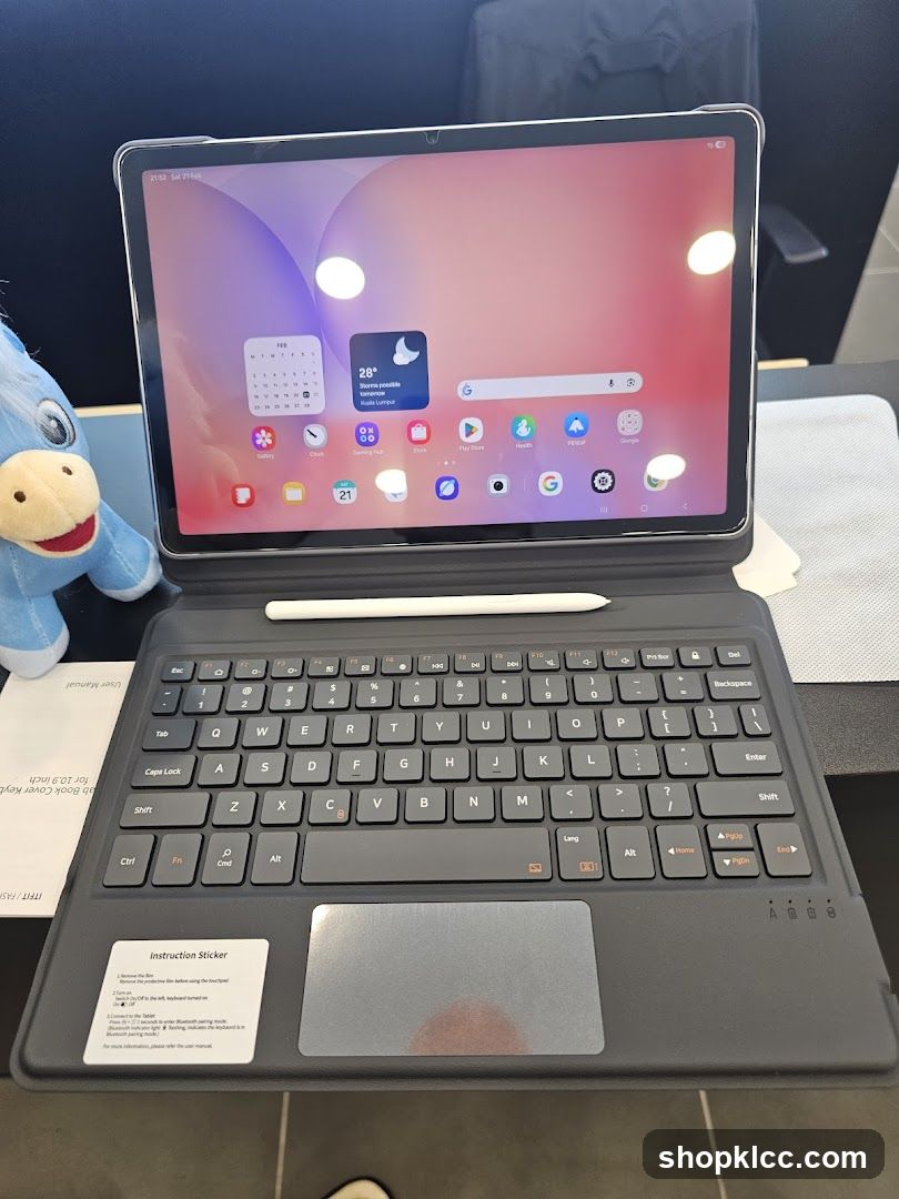 Tablet with Keyboard