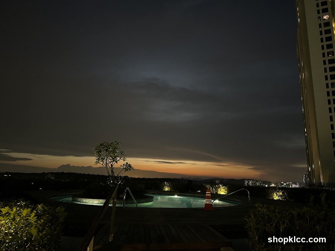 Tropicana Gardens - Block (C)yperus Residence
