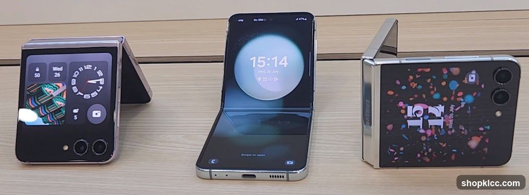 Three Samsung Flip Phones