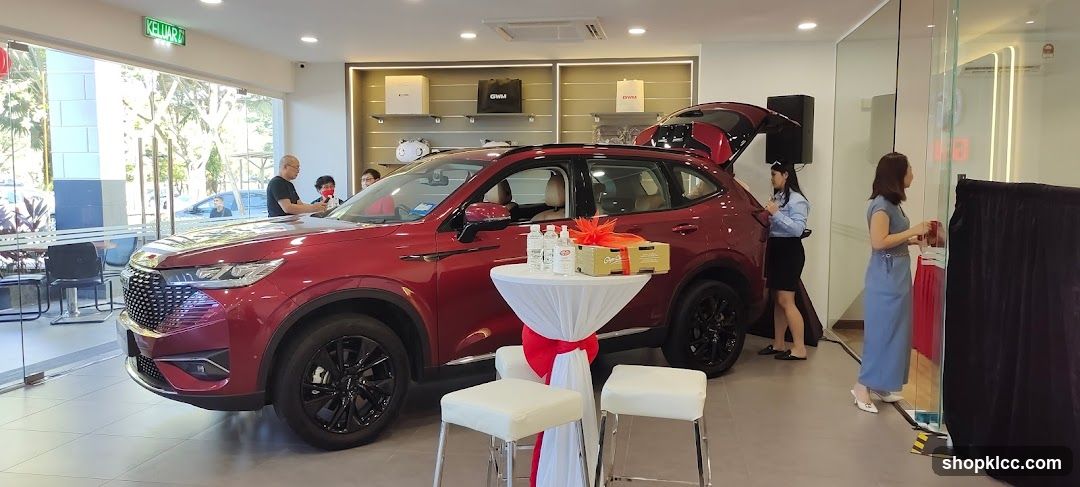 Car Dealership Display