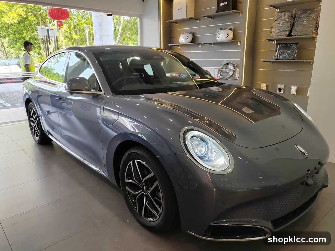 Car Showroom