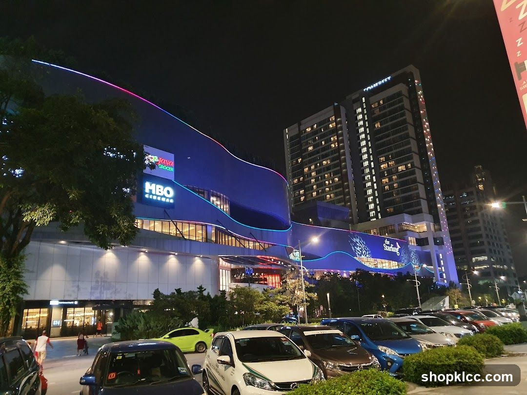 Night view of a shopping mall and hotel complex