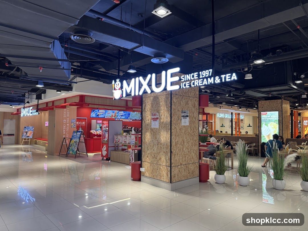 MIXUE Ice Cream & Tea Store Interior