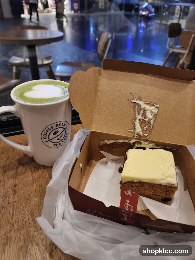 Matcha latte and cake