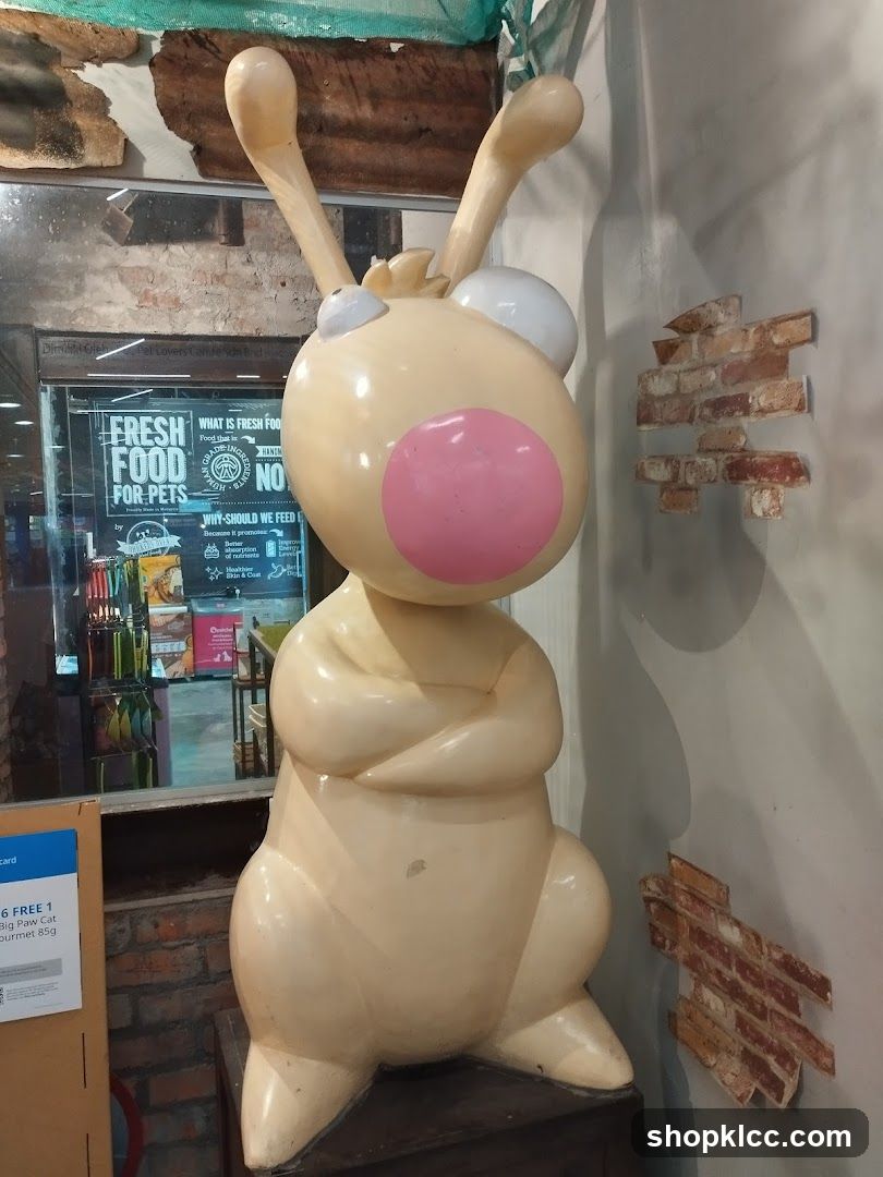 Pet Store Display