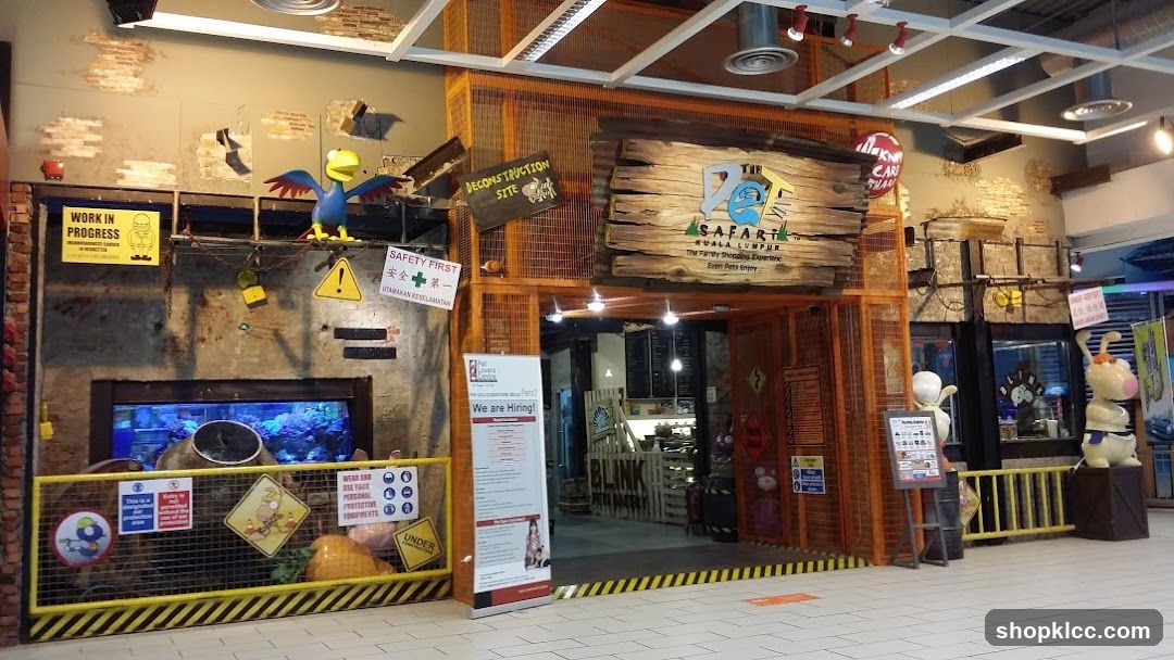 The Pet Safari Entrance