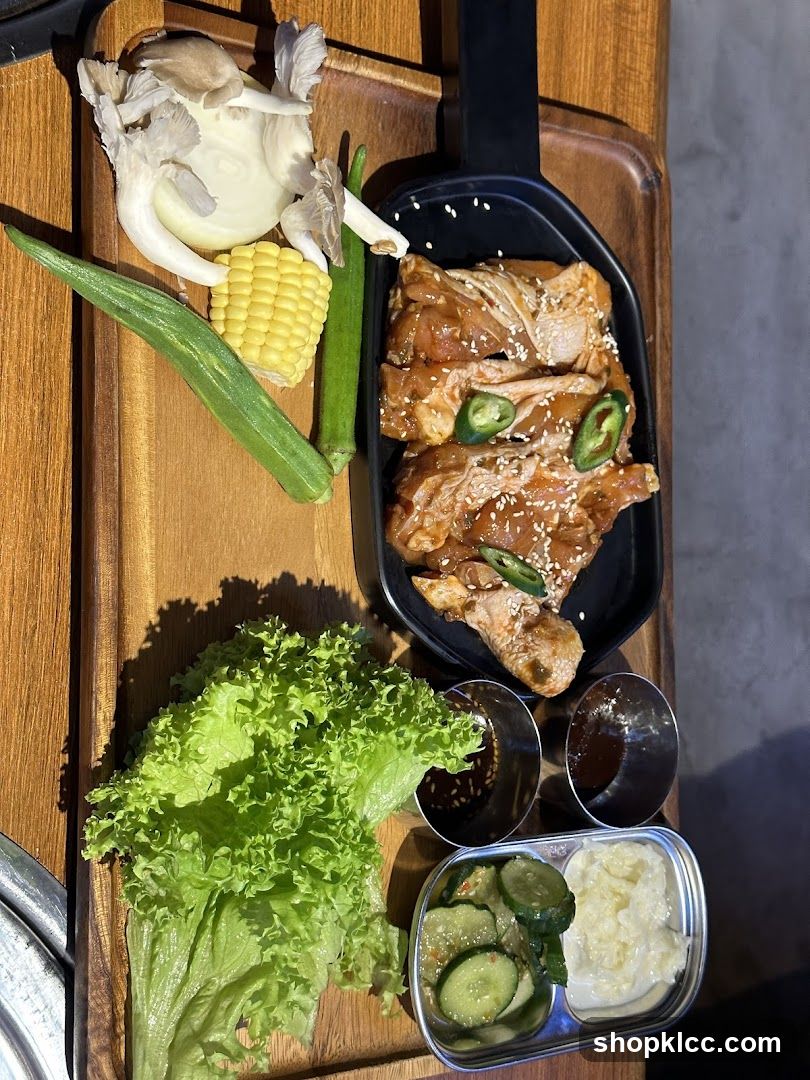 Marinated Meat Platter with Vegetables