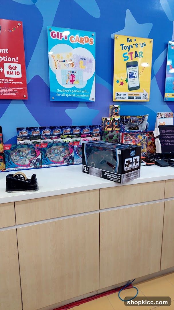 Toys R Us Display