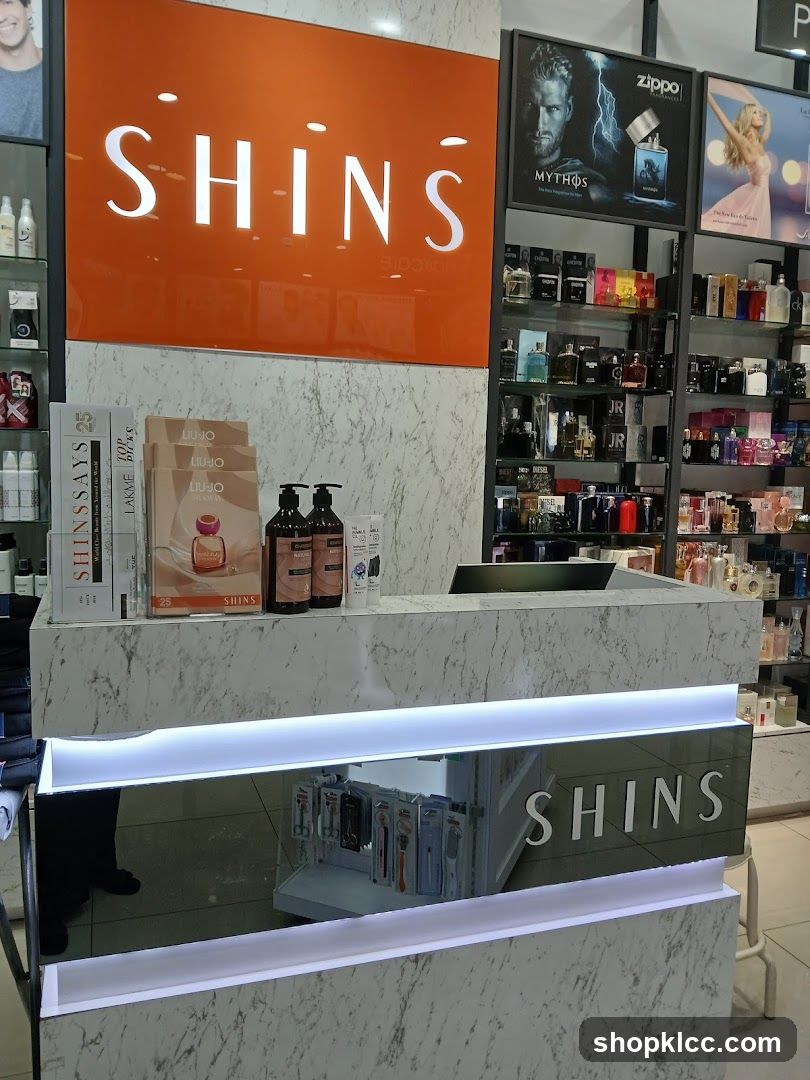 Shins Store Interior