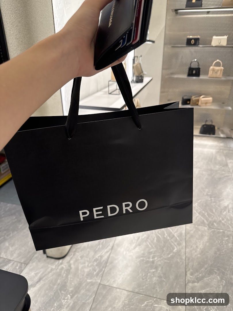 Shopping Bag with Pedro Branding
