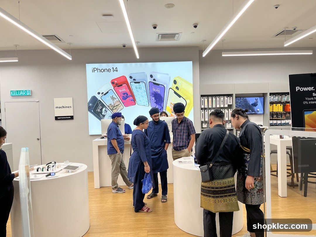 Apple Store Interior