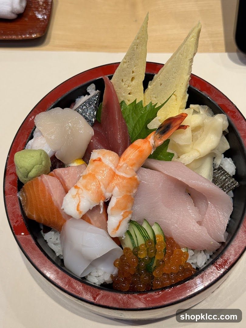 Sushi Bowl with Seafood and Tofu