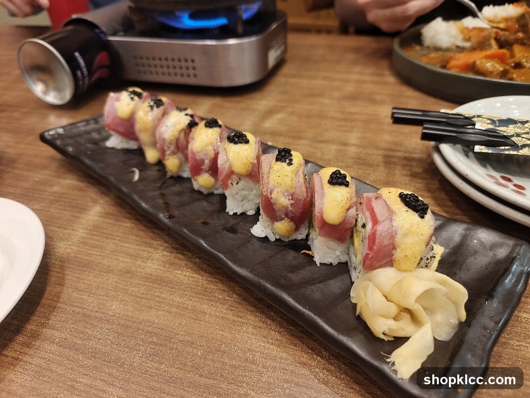 Tuna Sushi Roll
