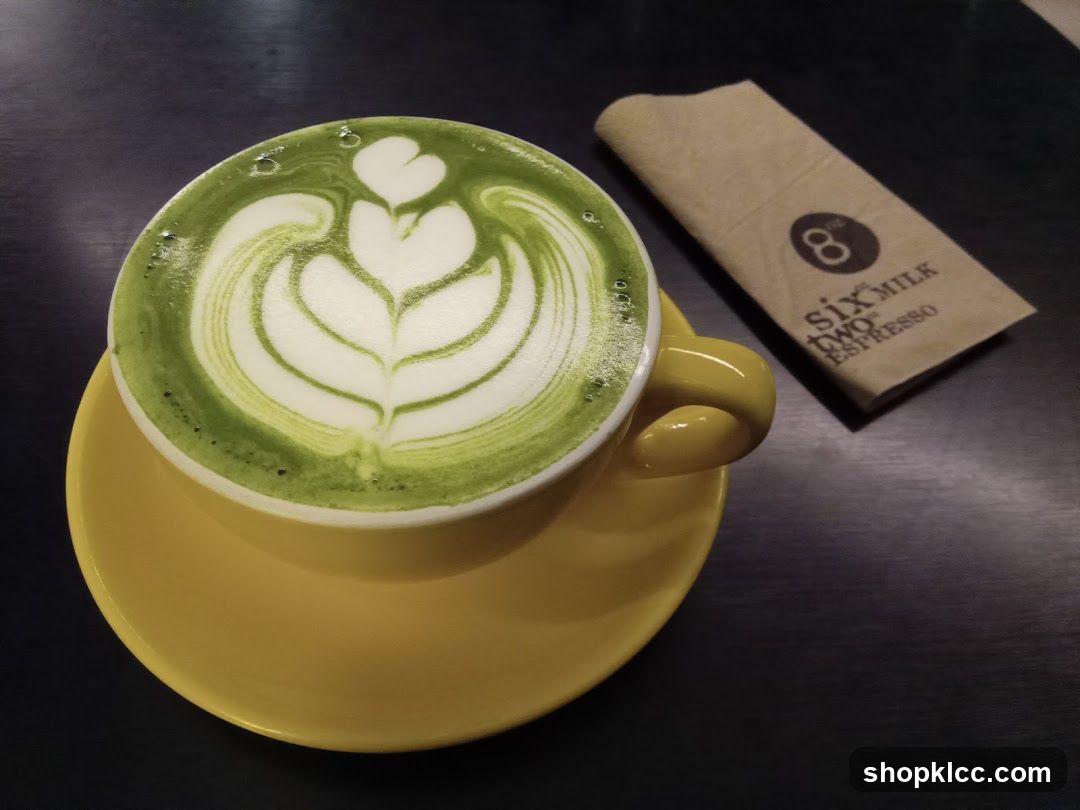 Matcha Latte with Latte Art