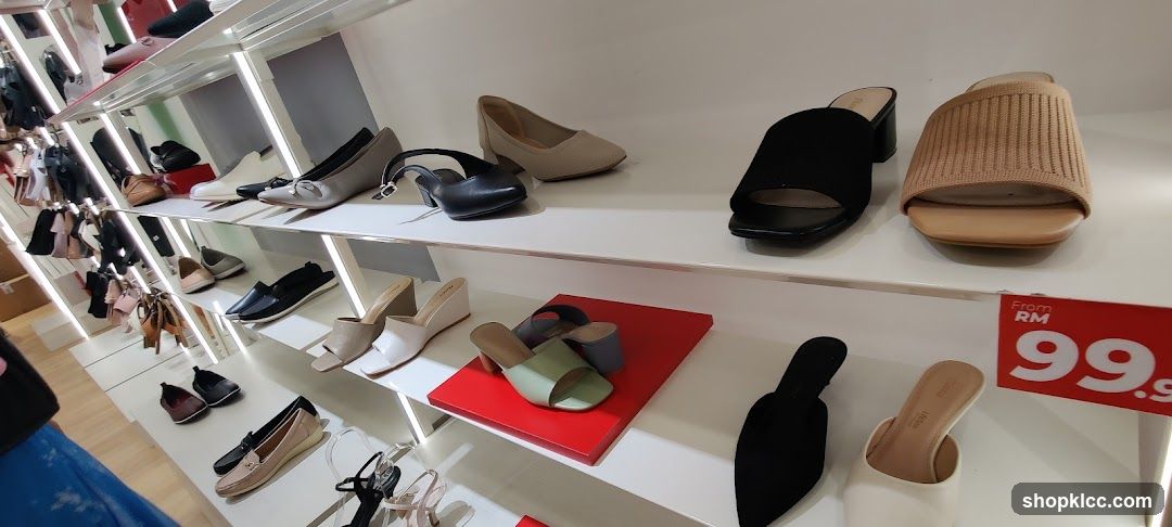 Shoe Display