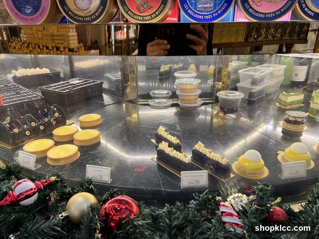 Dessert Display