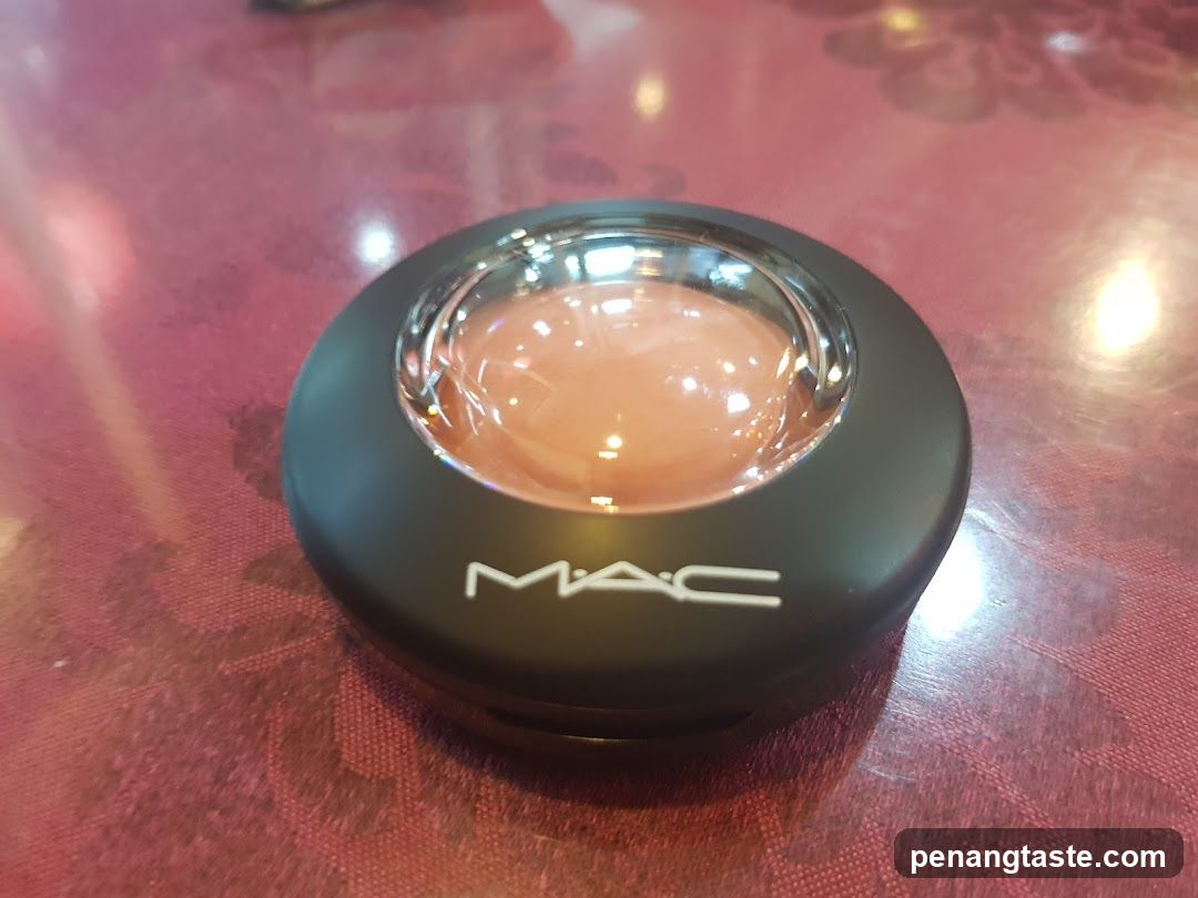 MAC Blush
