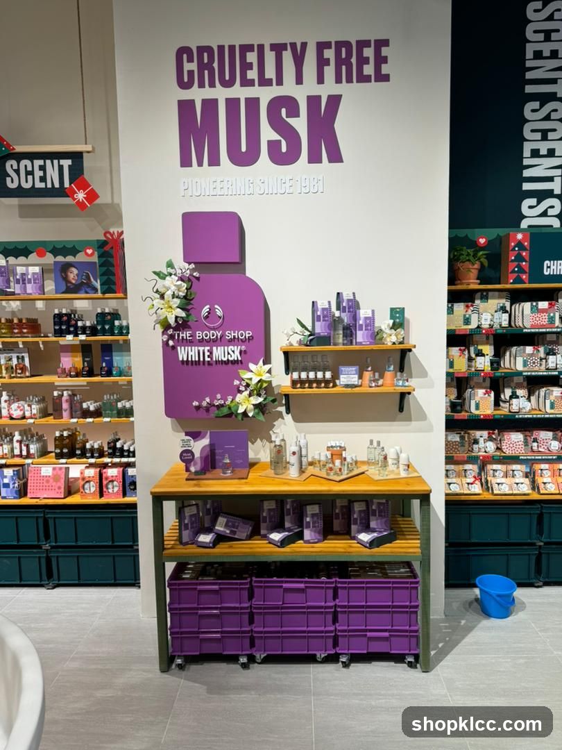 The Body Shop White Musk Display