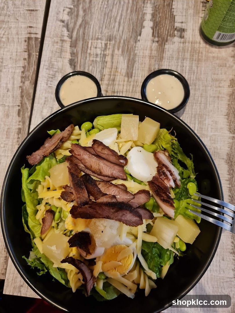 Salad Bowl with Dressing