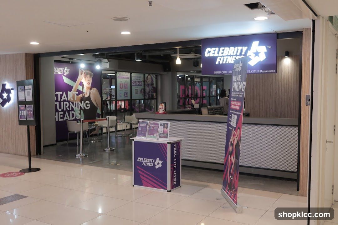 Celebrity Fitness Entrance