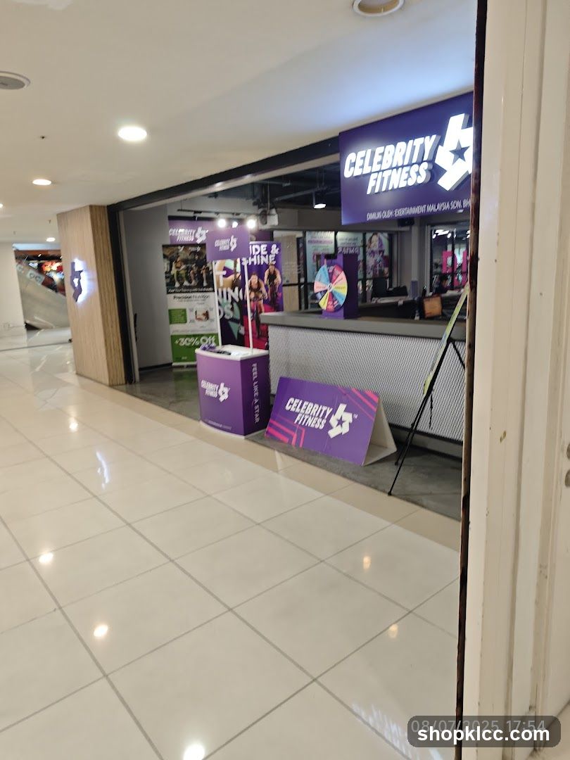 Celebrity Fitness Entrance