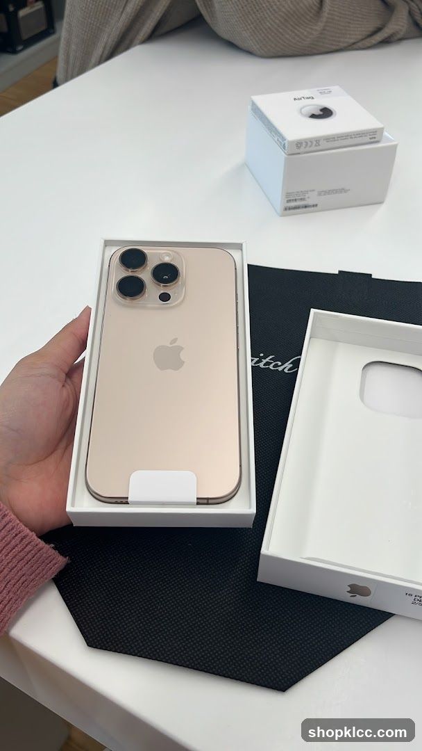 iPhone 14 Pro in box