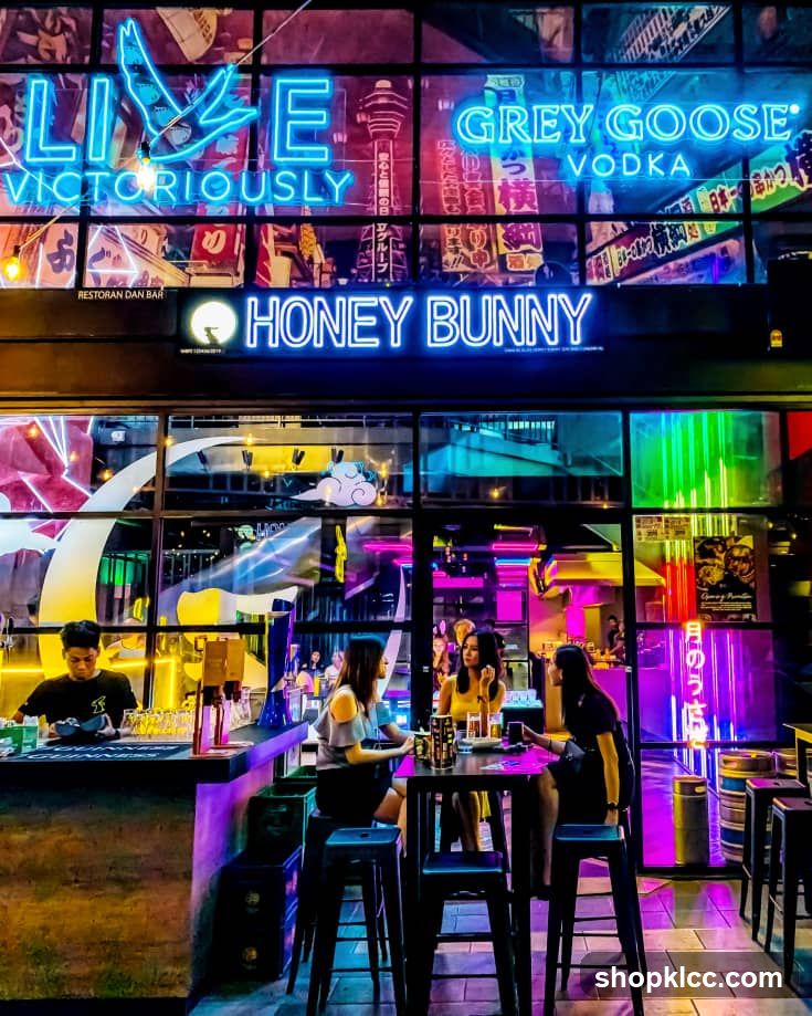 Honey Bunny - Pong Bar and Restaurant