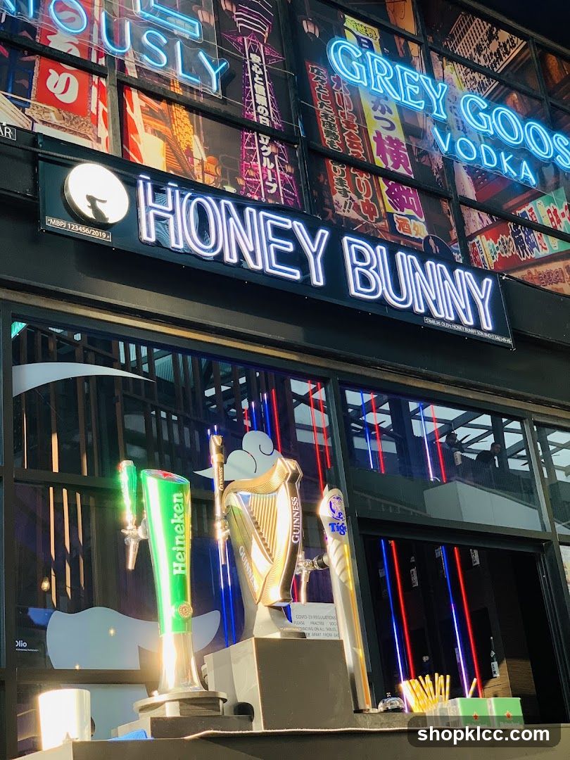 Honey Bunny - Pong Bar and Restaurant