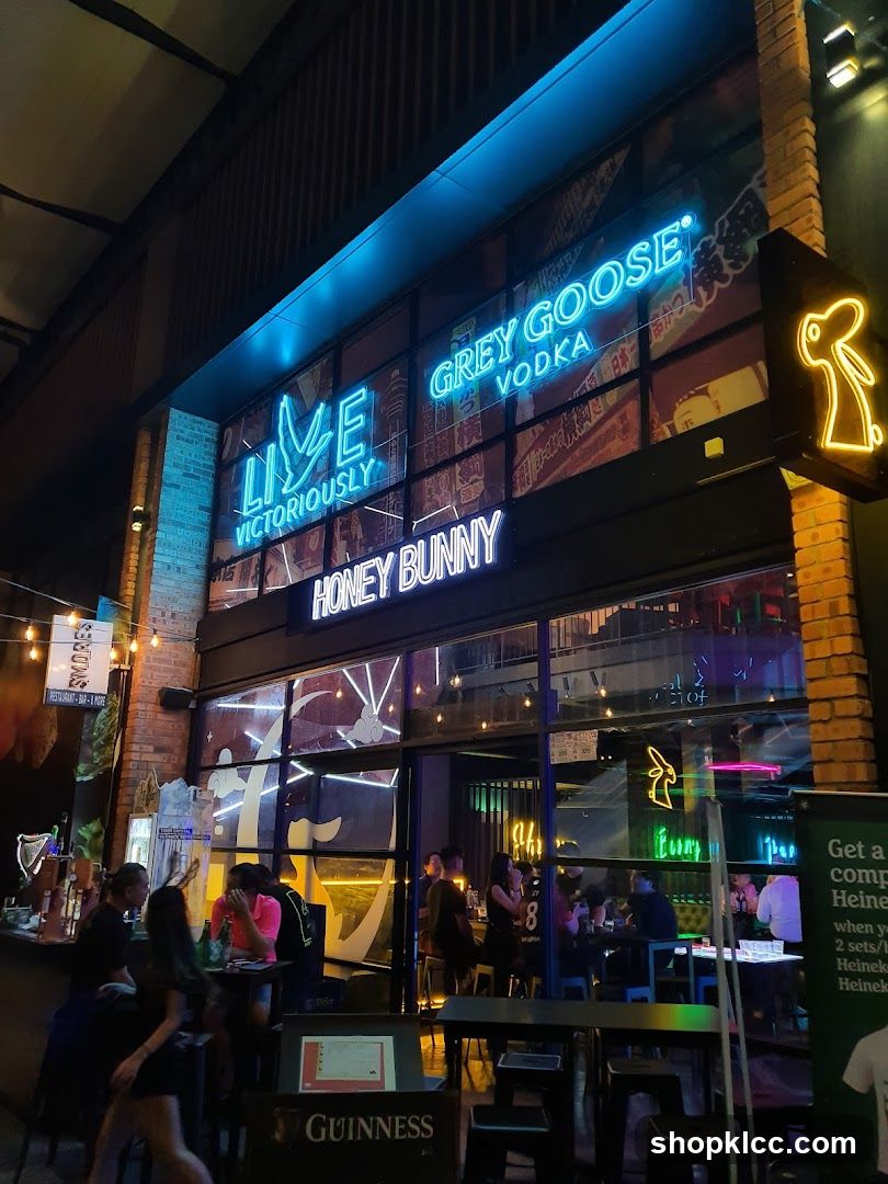 Honey Bunny - Pong Bar and Restaurant