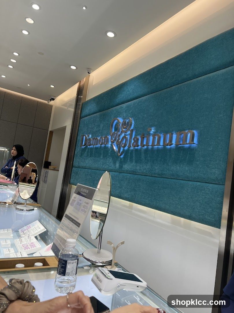 Jewelry Store Interior Display
