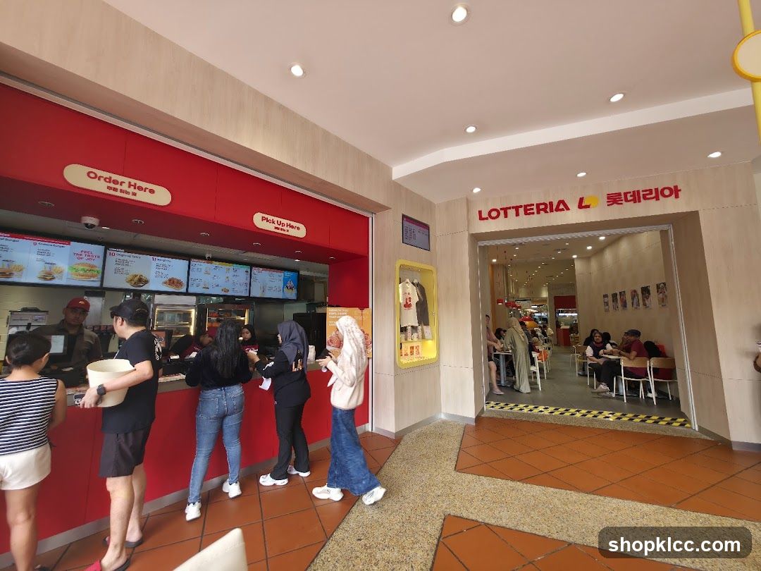 Lotteria Counter and Entrance