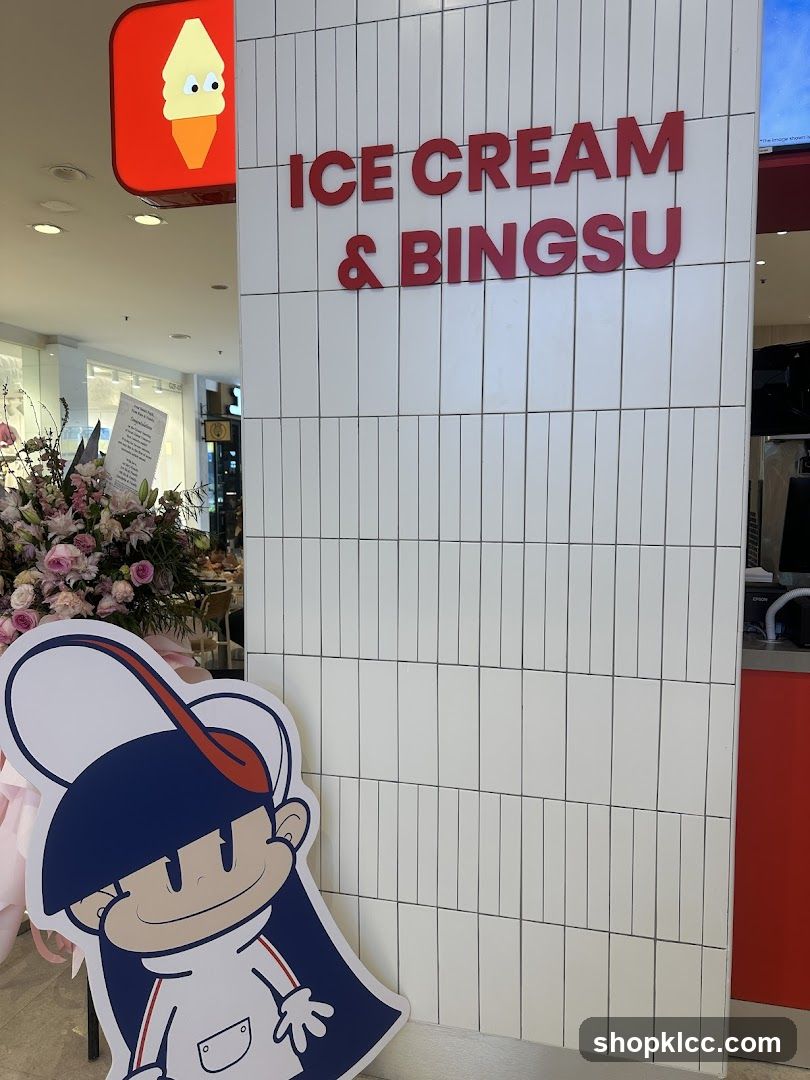 Ice Cream & Bingsu Store Interior
