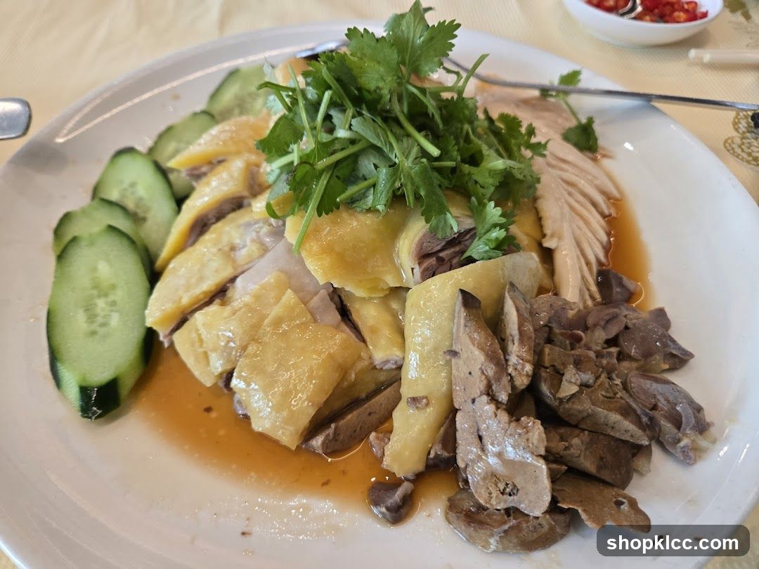 Sliced Chicken with Offal and Cucumber
