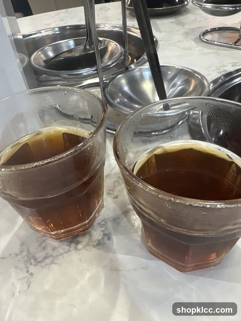 Two glasses of iced tea on a table