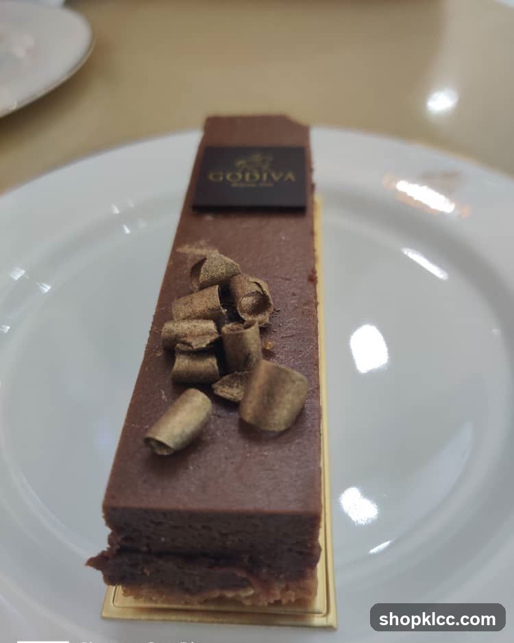 Chocolate Cake Slice