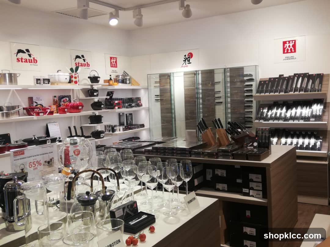 Kitchenware Store Display