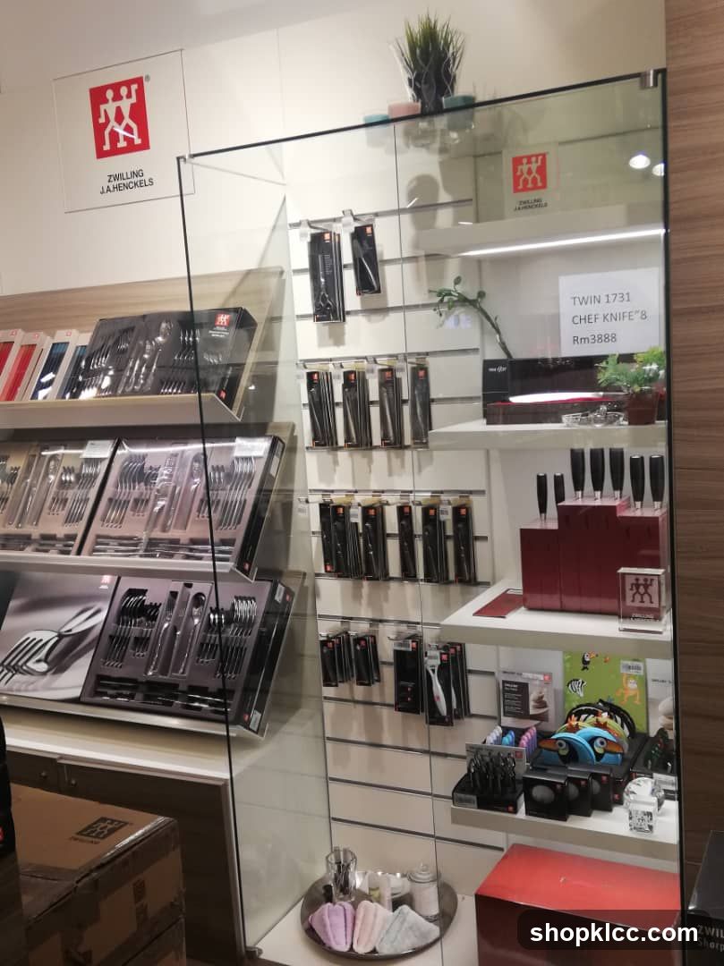 Zwilling J.A. Henckels Display