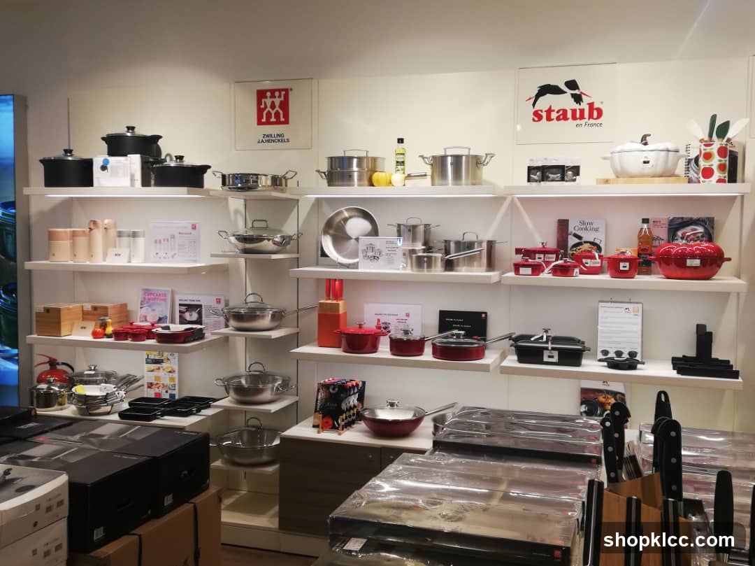 Cookware Display