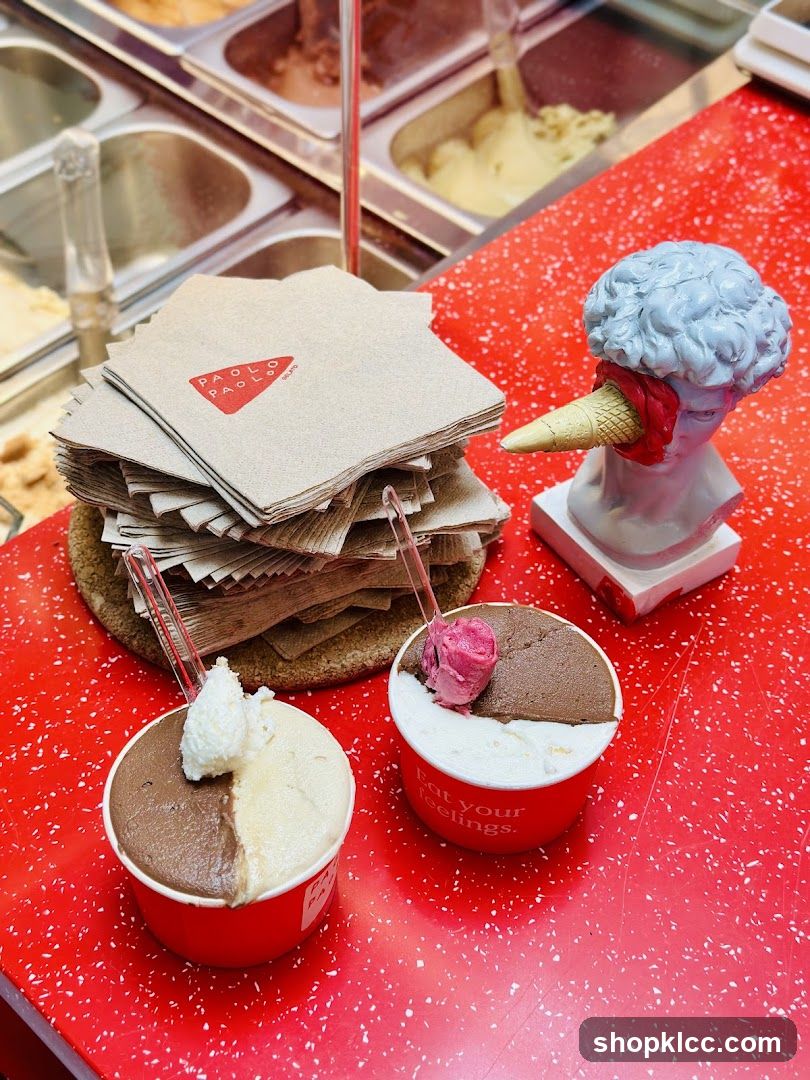Gelato Cups and Napkins