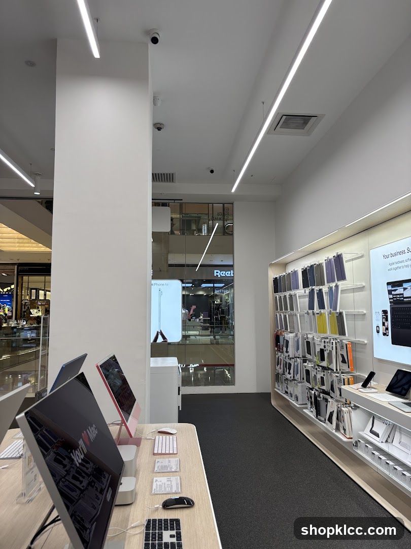 Apple Store Interior