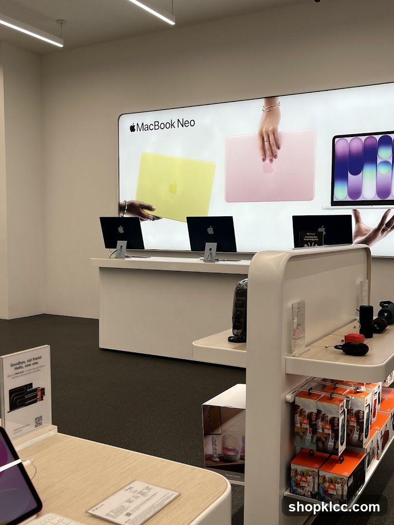 Apple Store Display