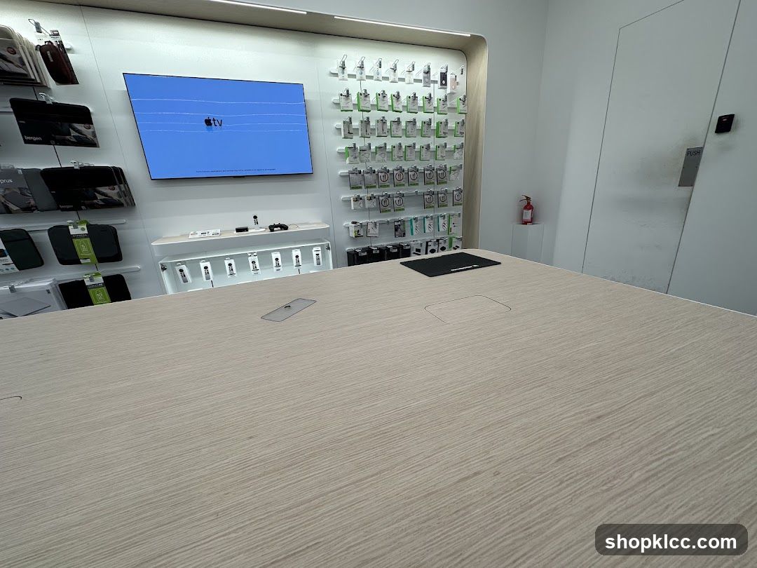 Apple Store Display